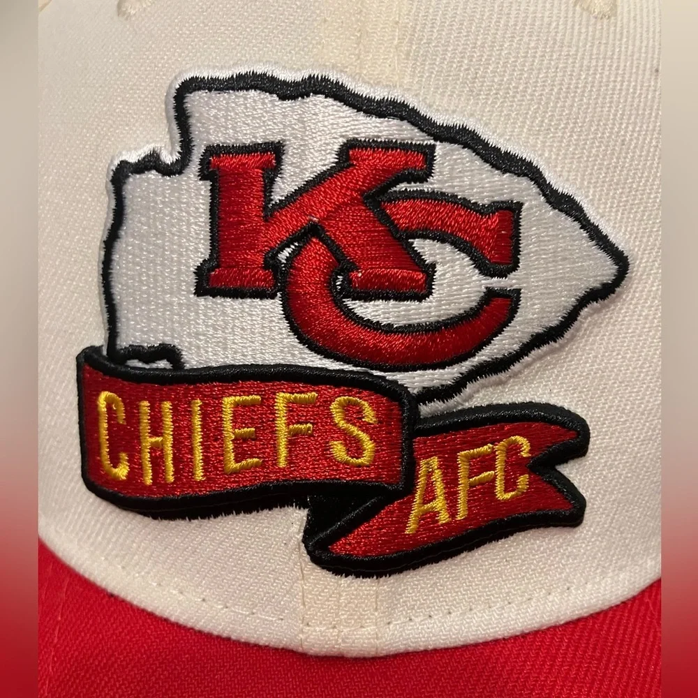Kansas City Chiefs NFL New Era 39Thirty Cap Like New Medium/ Large